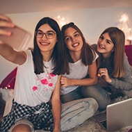 Prácticas recomendadas para los padres sobre la seguridad en las redes sociales